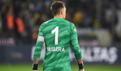 Galatasaray’ın efsanesi Muslera, Süper Lig’de 4. kez ‘dalya’ diyecek