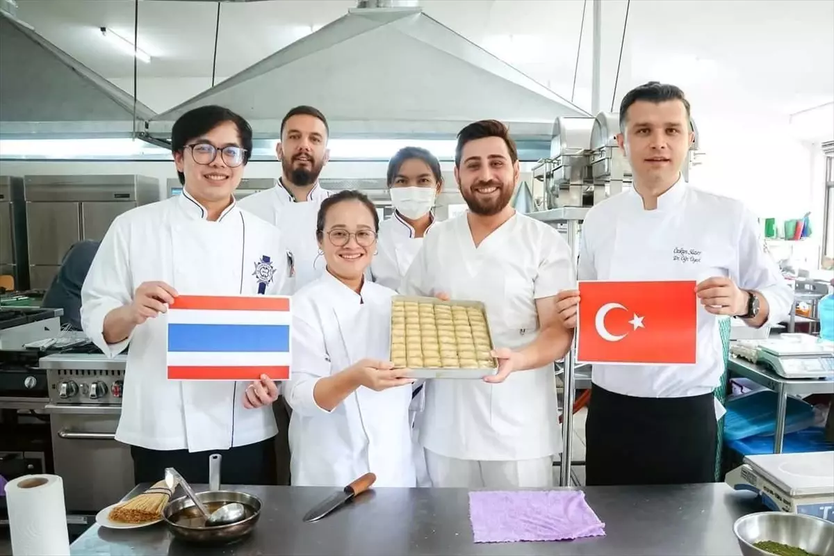 Karabük Üniversitesi’nden Tayland’a Baklava Tanıtımı