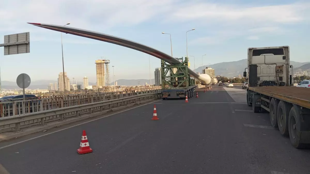 Kayseri’de Türkiye’nin İlk Rüzgar Enerji Santrali Türbinleri Yola Çıktı