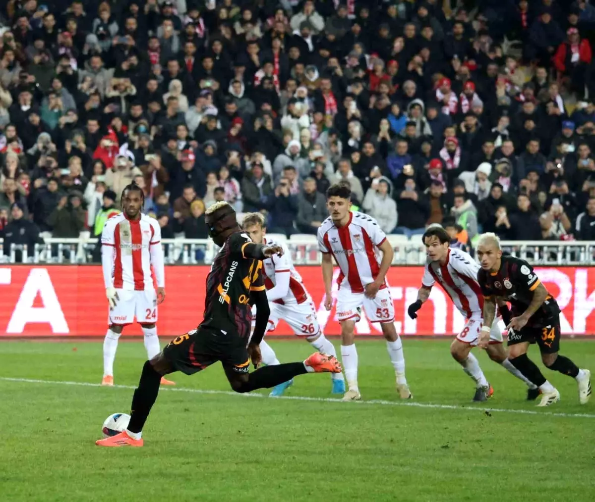 Sivasspor – Galatasaray: İlk Yarının Özeti