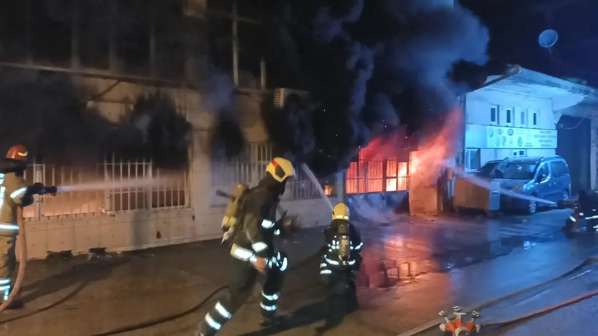 Bursa’da Tekstil Atölyesinde Yangın Çıktı